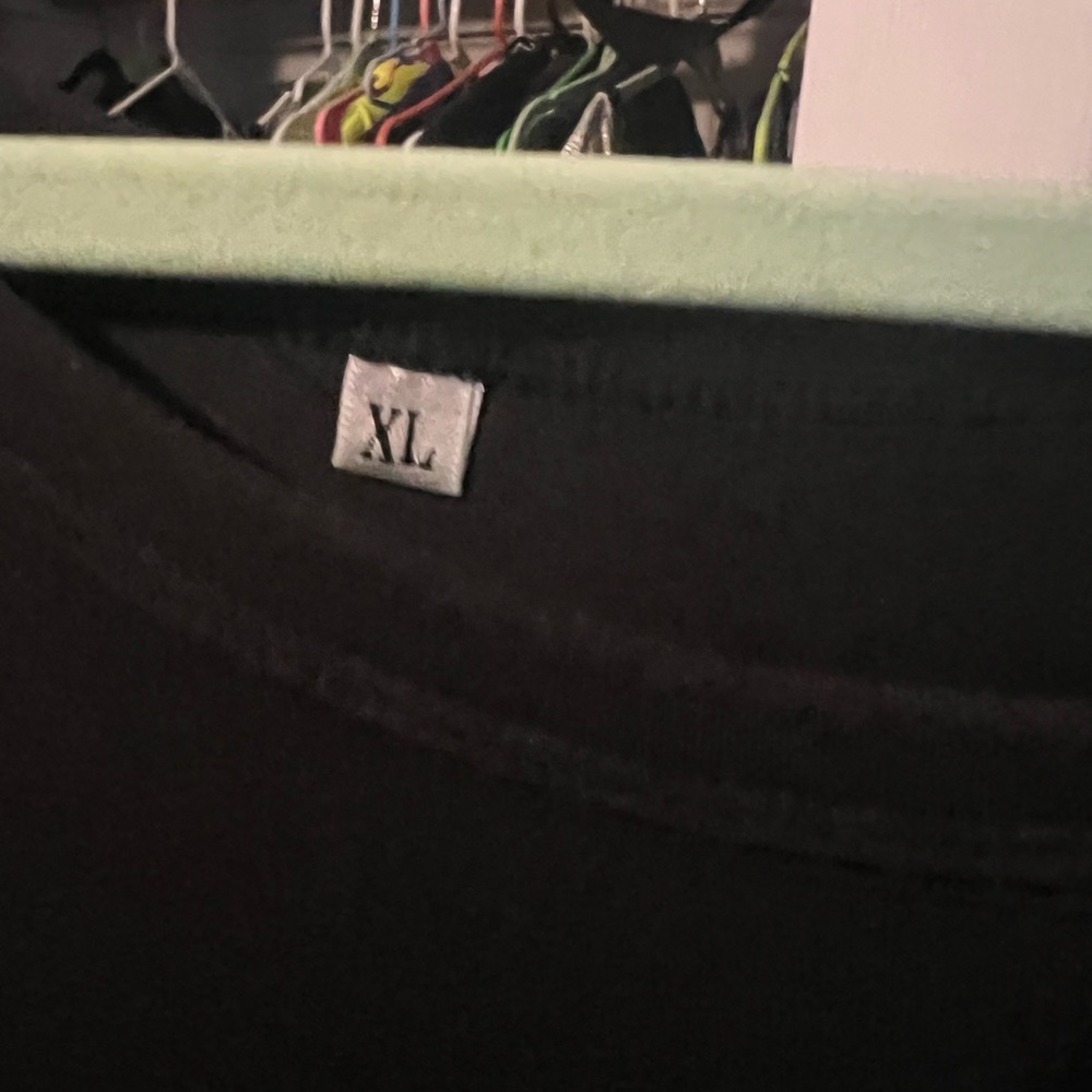Maxi - Picture 2 of 2